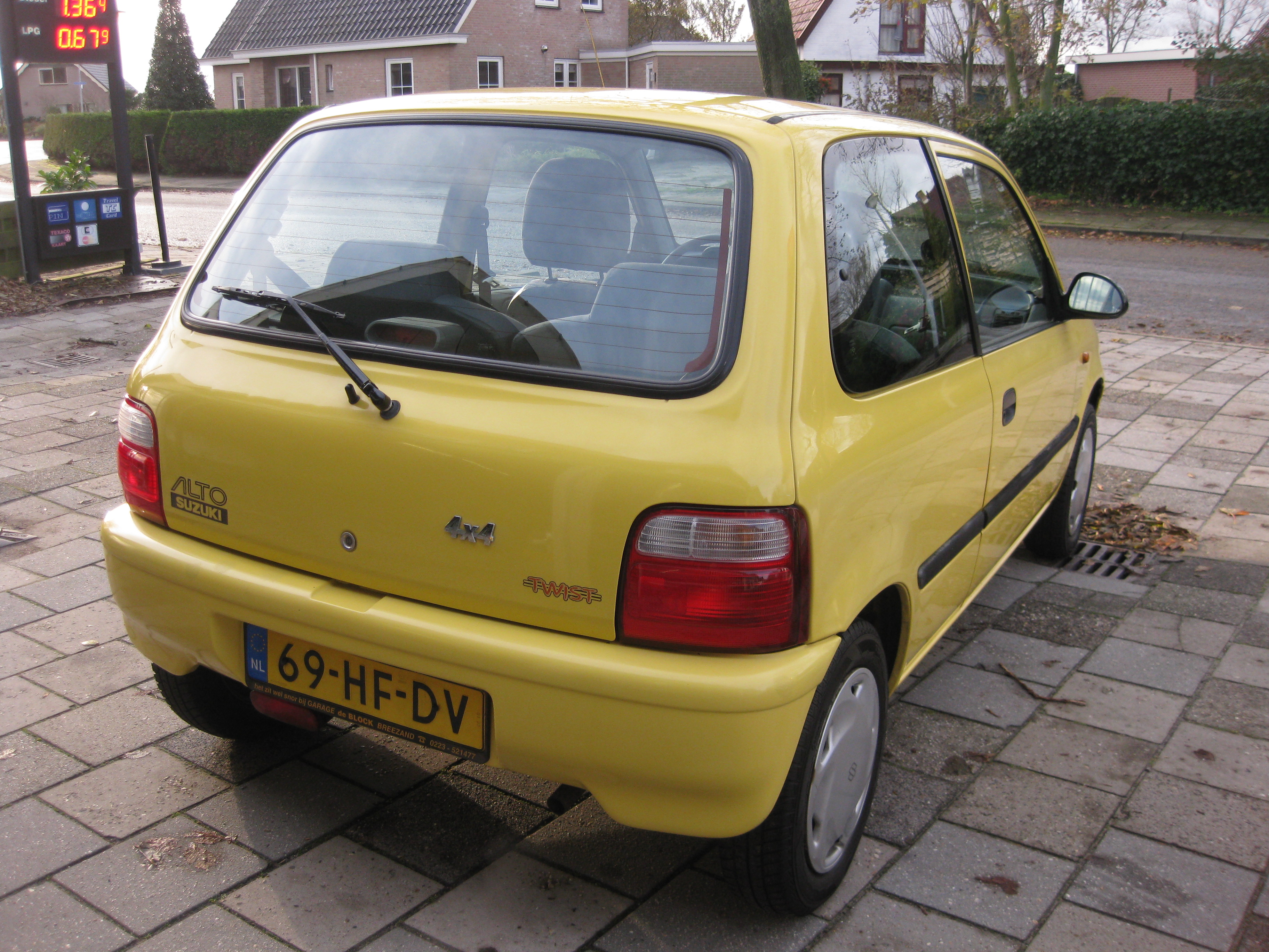 SUZUKI ALTO ACHTERKANT